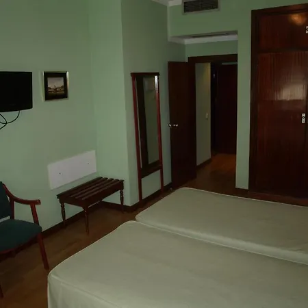 Готель Serit 3*